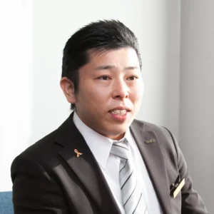 佐野航希